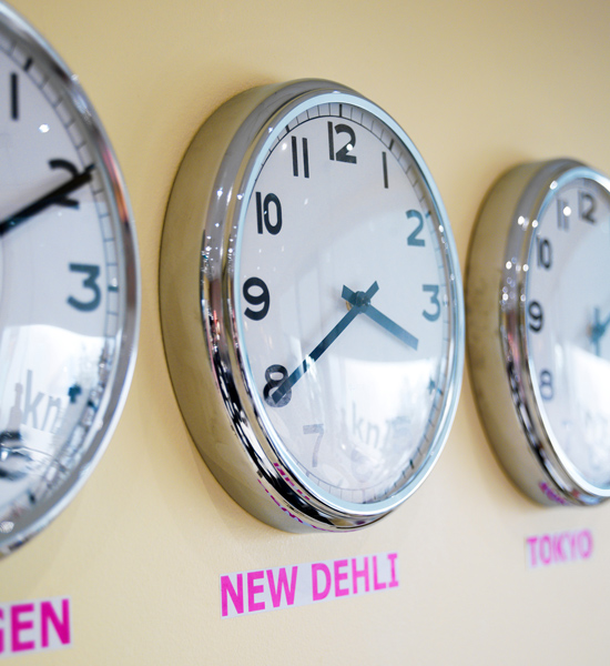 Retro Pugg wall clock