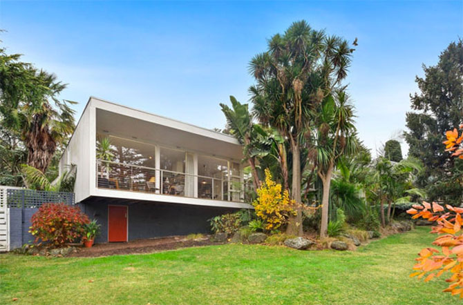 Time capsule: 1960s midcentury modern property in Park Orchards, Victoria, Australia