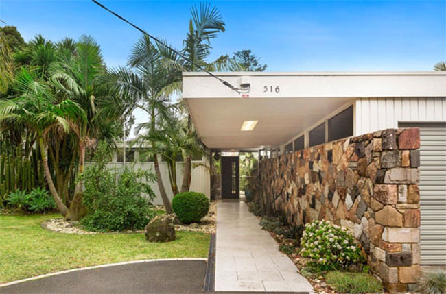 Time capsule: 1960s midcentury modern property in Park Orchards, Victoria, Australia