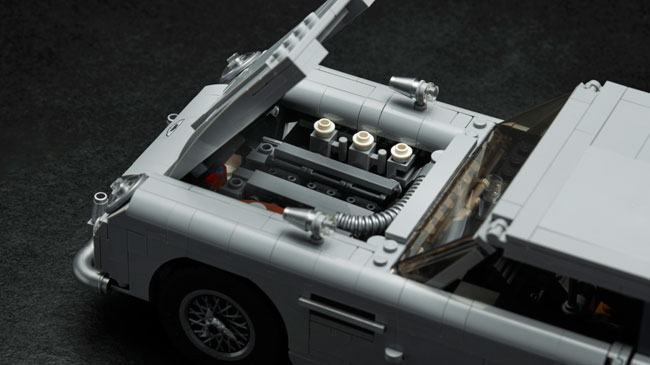 James Bond Goldfinger Aston Martin DB5 Lego set unveiled