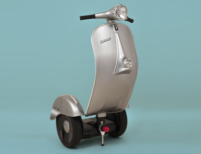 Vespa-style Z-Scooter by Bel & Bel Studio