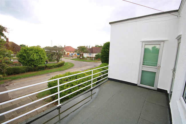 For sale: 1930s Oliver Hill art deco house in Frinton-On-Sea, Essex