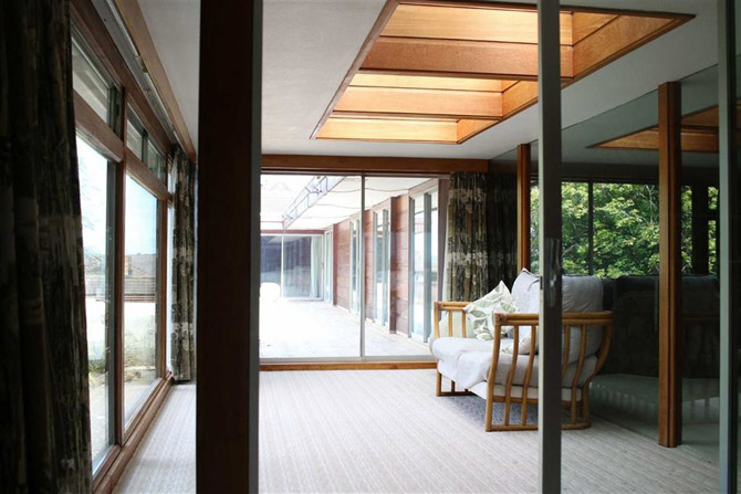 For sale: 1960s Robert Harvey midcentury modern house in Kenilworth, Warwickshire