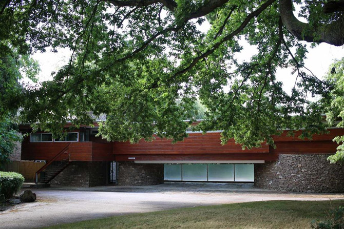 For sale: 1960s Robert Harvey midcentury modern house in Kenilworth, Warwickshire