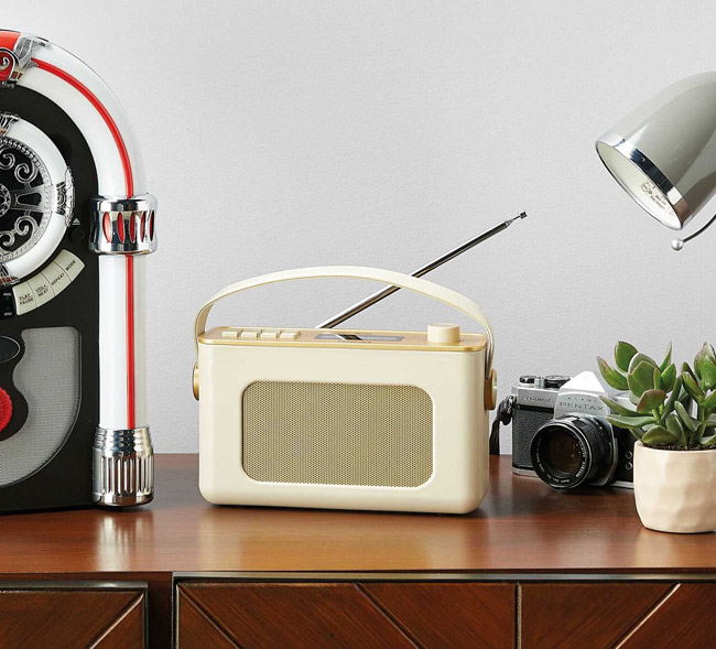 Reka 1960s-style DAB radio at Aldi