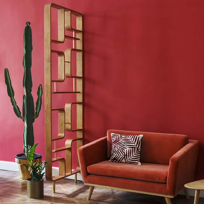 Midcentury-style solid wood divider by Red Edition