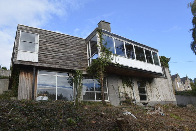 Retro renovation: 1960s modernist house in Bridge of Allan, Stirling, Scotland