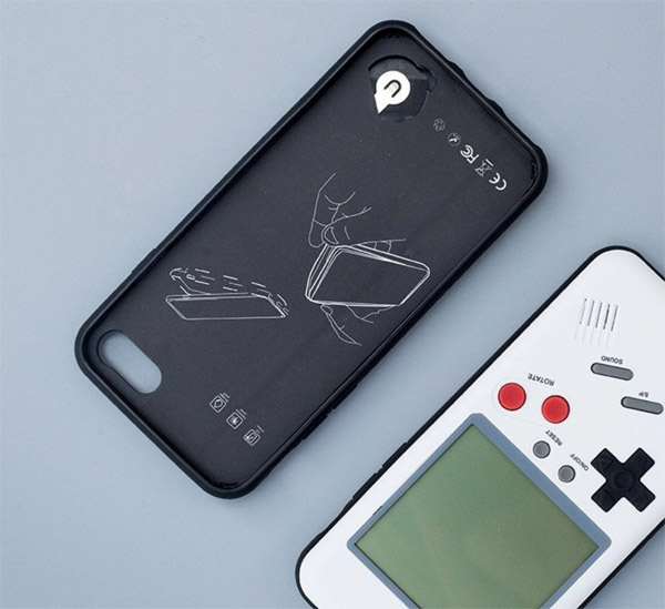 Retro gaming: Tetris iPhone case at Fancy