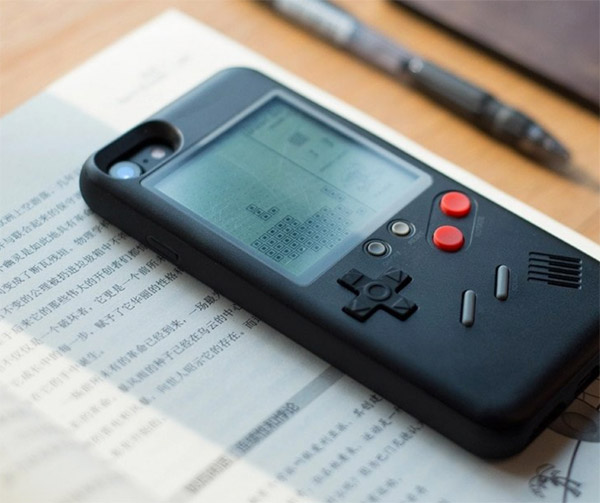 Retro gaming: Tetris iPhone case at Fancy