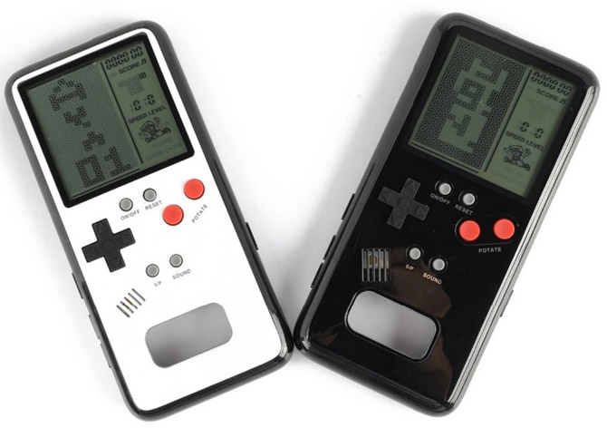 Retro gaming: Tetris iPhone case at Fancy