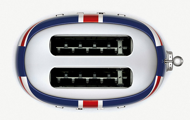 Smeg Union Jack retro toaster unveiled