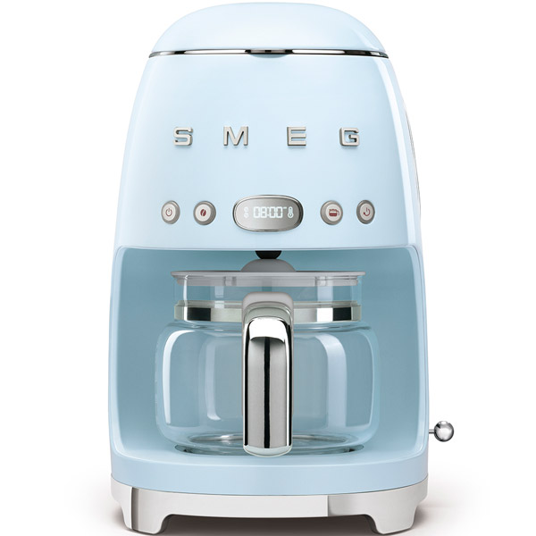 Smeg 1950s-style filter coffee machine makes its debut