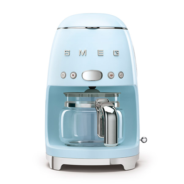 Smeg 1950s-style filter coffee machine makes its debut