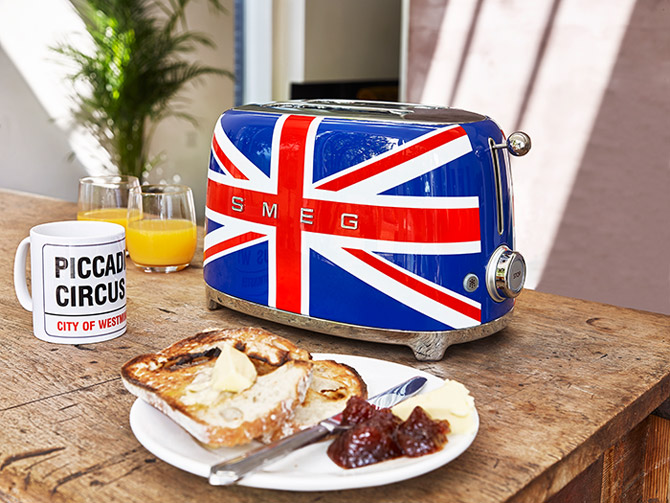 Smeg Union Jack retro toaster unveiled