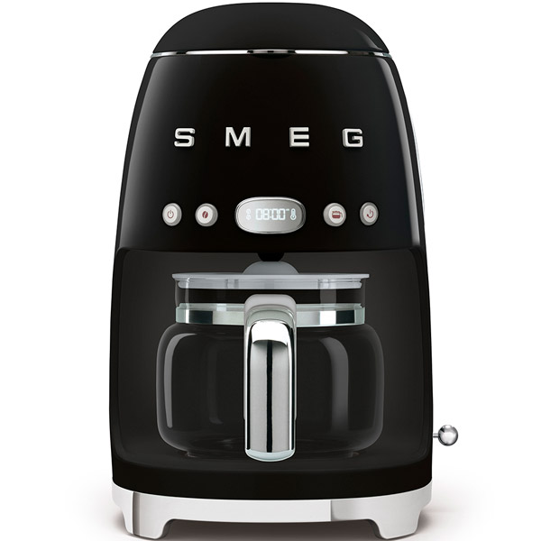 Smeg 1950s-style filter coffee machine makes its debut