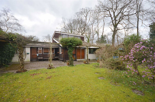 1960s living: Midcentury time capsule for sale in Wrecclesham, Surrey