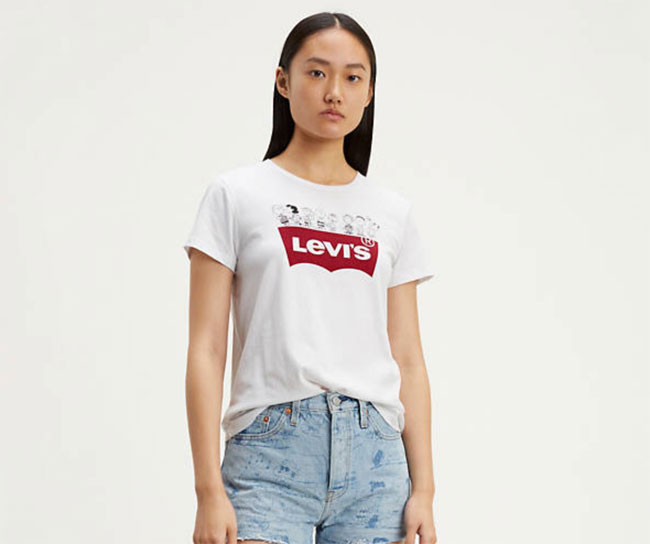 levi peanuts t shirt