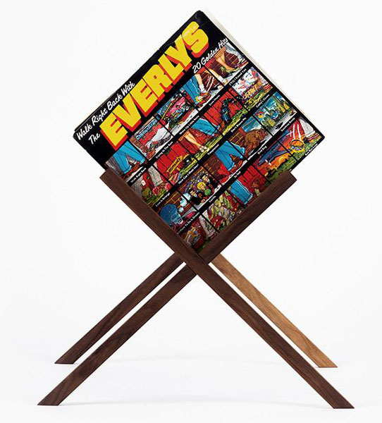 Retro record storage: The Vinyl Stand by HRDL
