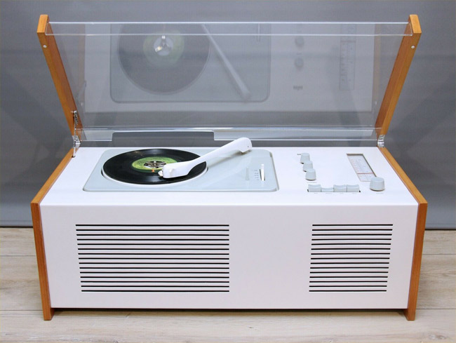 1950s Dieter Rams-designed Braun SK4 audio system on eBay