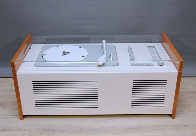 1950s Dieter Rams-designed Braun SK4 audio system on eBay