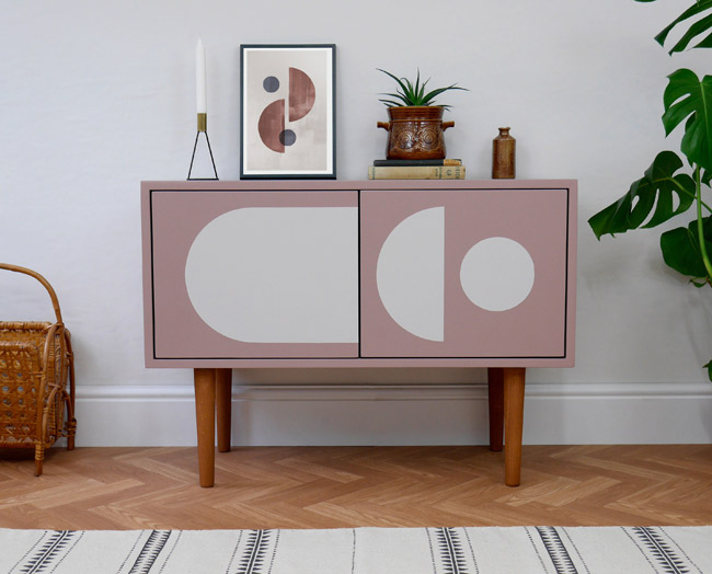 Retro graphic print record cabinets at Elizabeth Dot Design