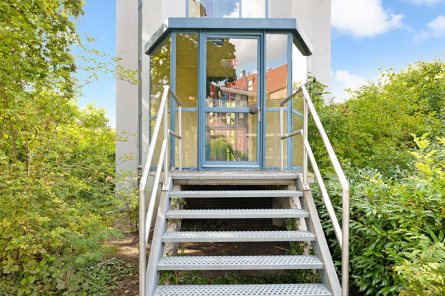 Buy a 1960s modernist tower for just one Euro