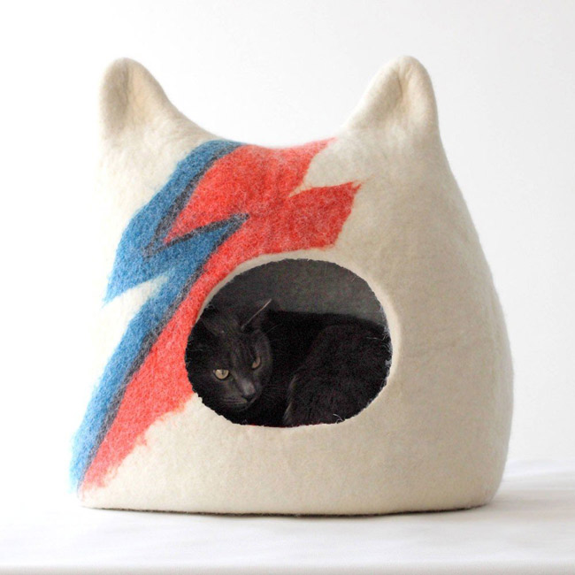 Bowie-inspired Ziggy Stardust Cat Cave