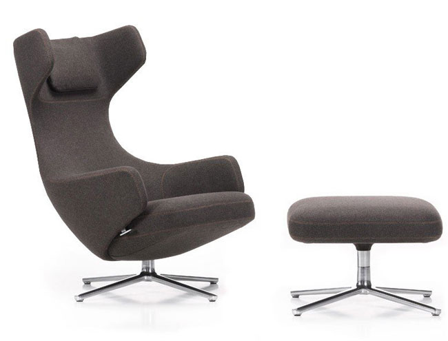 9. Grand Repos lounge chair and ottoman