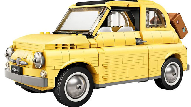 1960s Fiat 500F becomes a Lego set