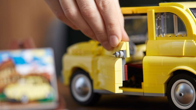 1960s Fiat 500F becomes a Lego set