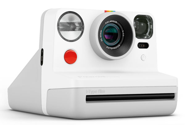 Retro Polaroid Now i‑Type Instant Camera debuts