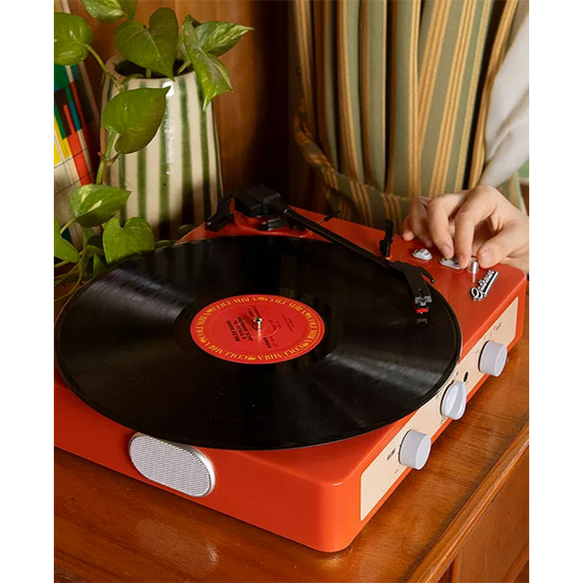 Gadhouse Brad vintage-style record player with Bluetooth