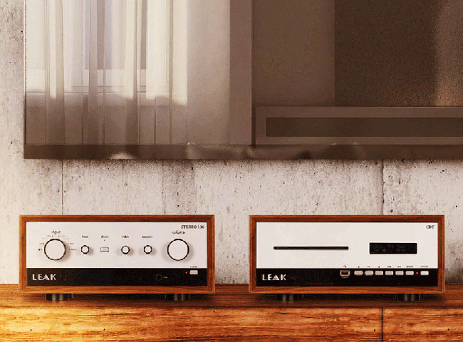 33. 1960s-style Leak CD audio system revealed