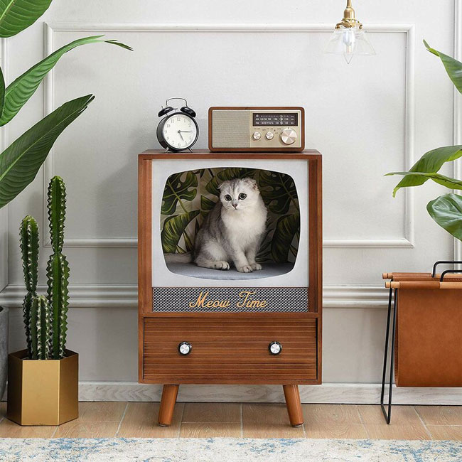 35. Six of the best retro cat houses