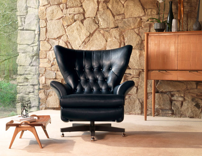 5. 10 of the best James Bond villain chairs