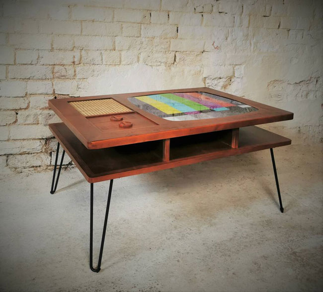 Retro TV coffee table by Cambrewood