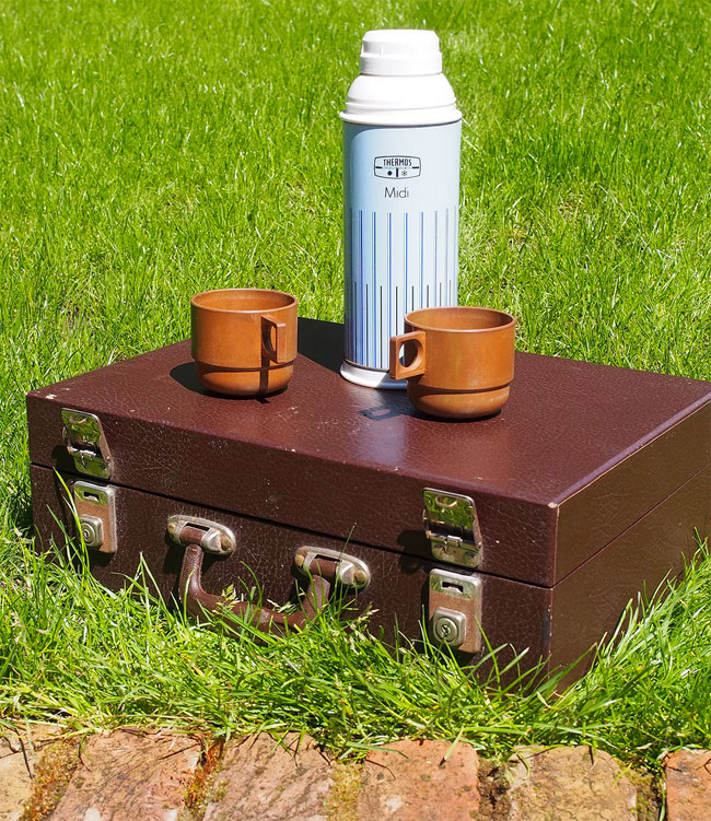 Urban Renewal vintage picnic hamper sets