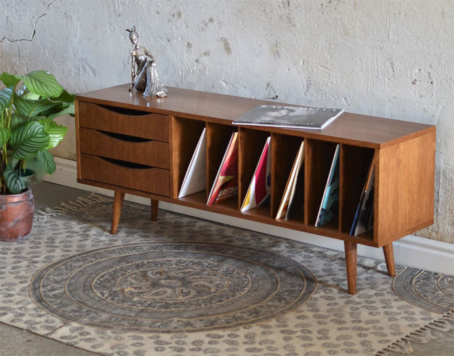 Handmade 1960s-style furniture by Pastform