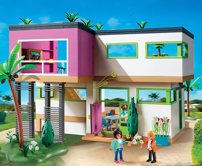 10. Playmobil Modern Luxury Mansion