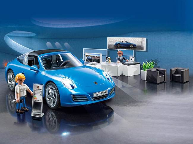 9. Playmobil Porsche 911 Targa 4S with lights and showroom