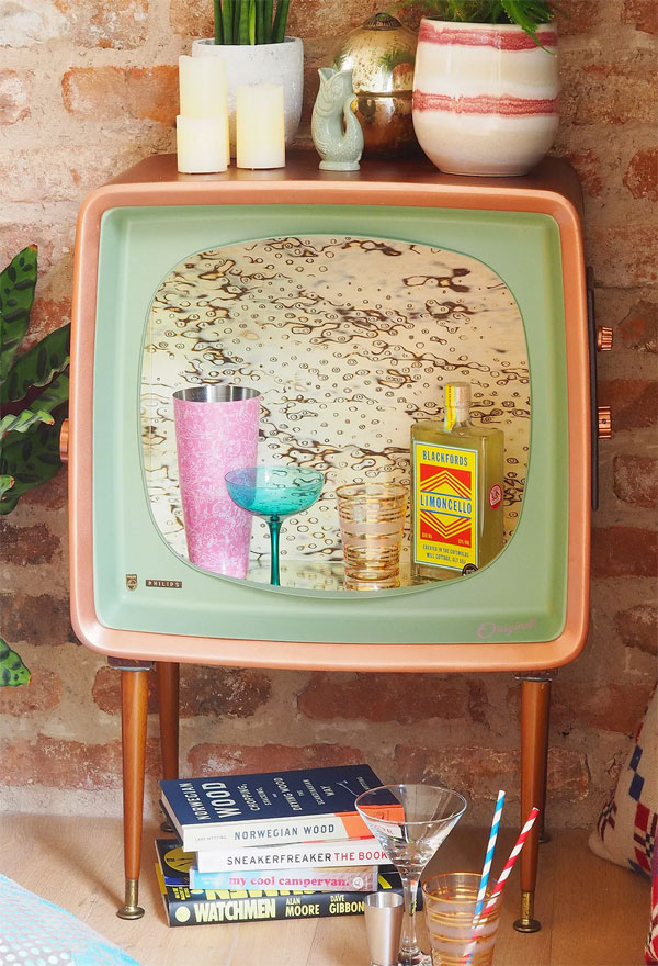 Urban Renewal 1950s TV cocktail cabinet