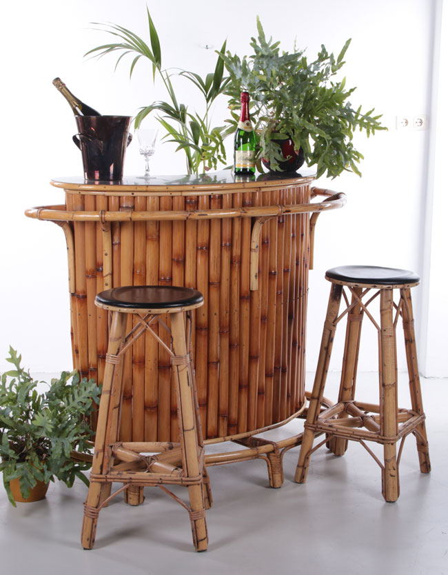 7. Vintage Bamboo Tiki Bar with stools