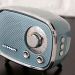 Crosley Rondo retro Bluetooth speaker