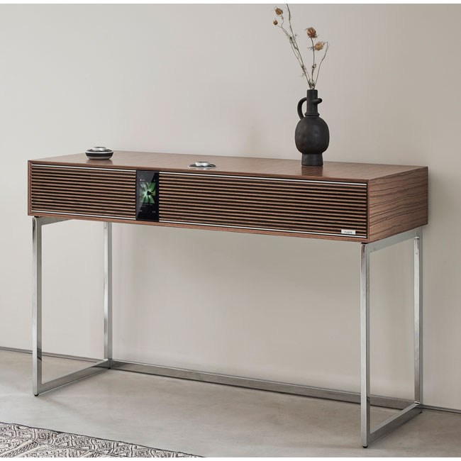 1970s-style Ruark R810 High Fidelity Radiogram