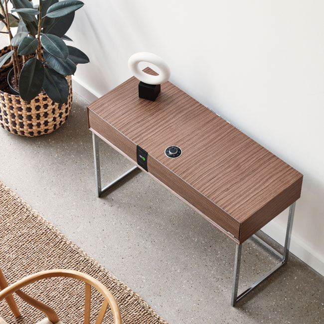 1970s-style Ruark R810 High Fidelity Radiogram