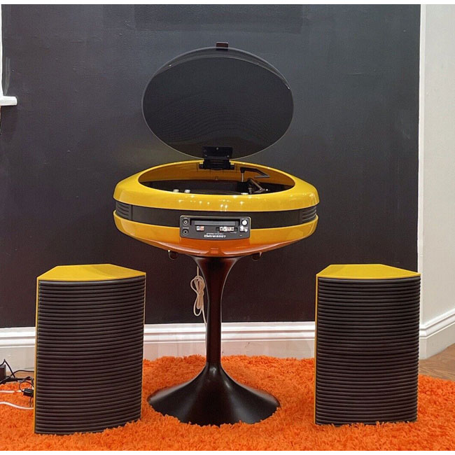 Restored Weltron 2007 space-age audio system in yellow