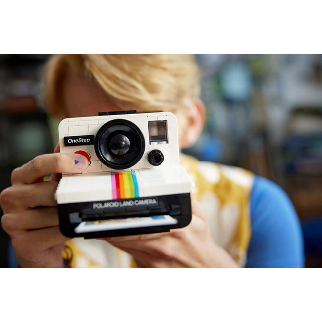 Lego Polaroid OneStep SX-70 Camera unveiled