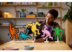 Keith Haring Dancing Figures Lego set